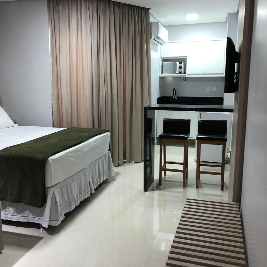 Center Apart Hotel Barreiras  Eksteriør billede